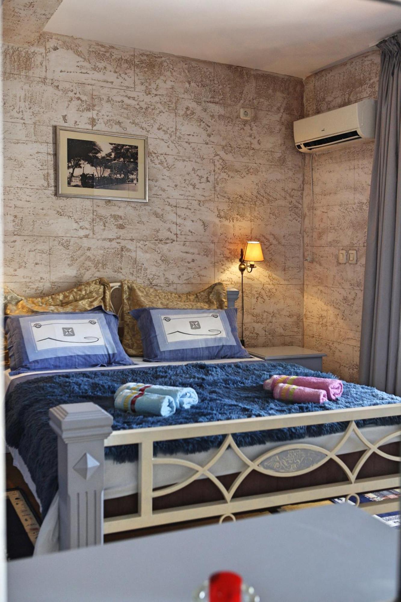 Medin Apartments Bluvista Petrovac Ngoại thất bức ảnh