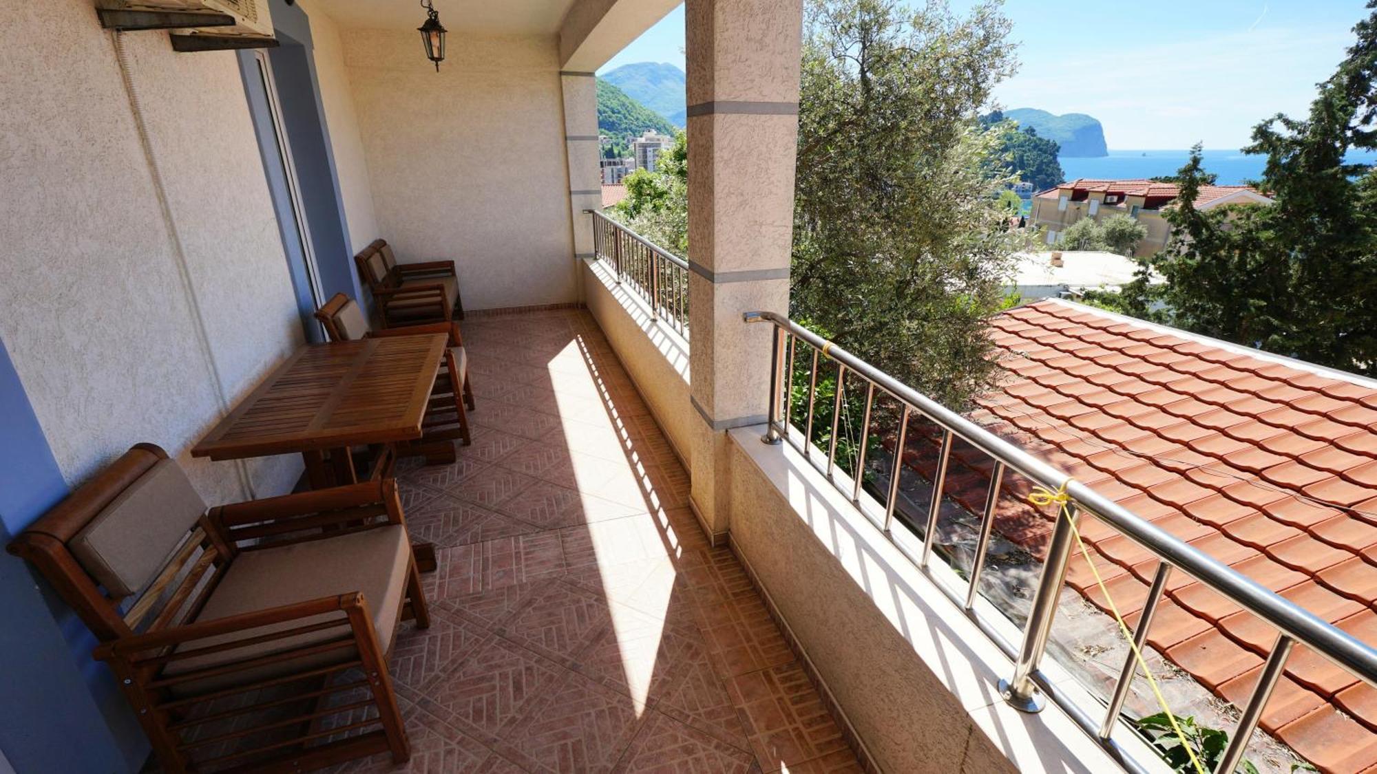Medin Apartments Bluvista Petrovac Ngoại thất bức ảnh