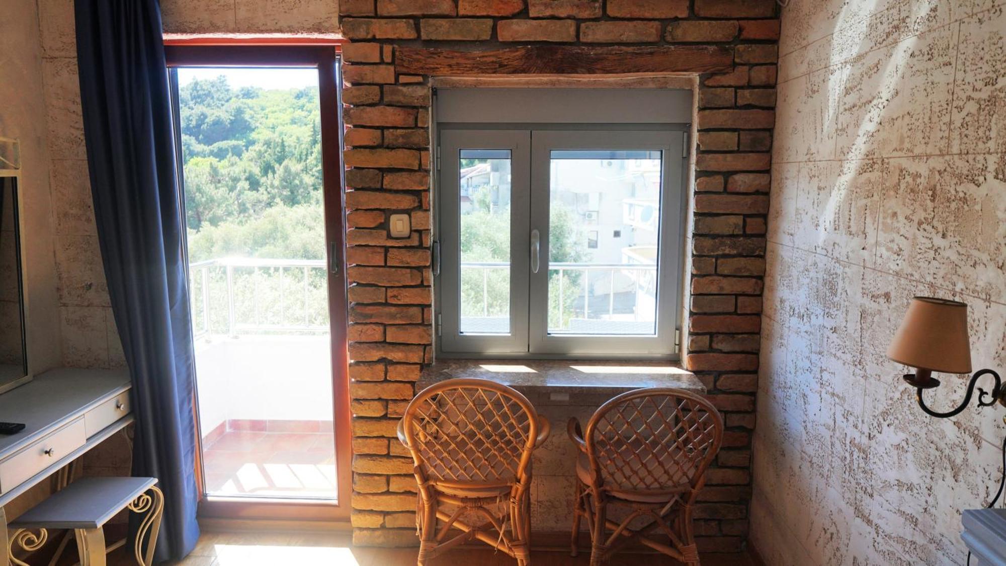 Medin Apartments Bluvista Petrovac Ngoại thất bức ảnh