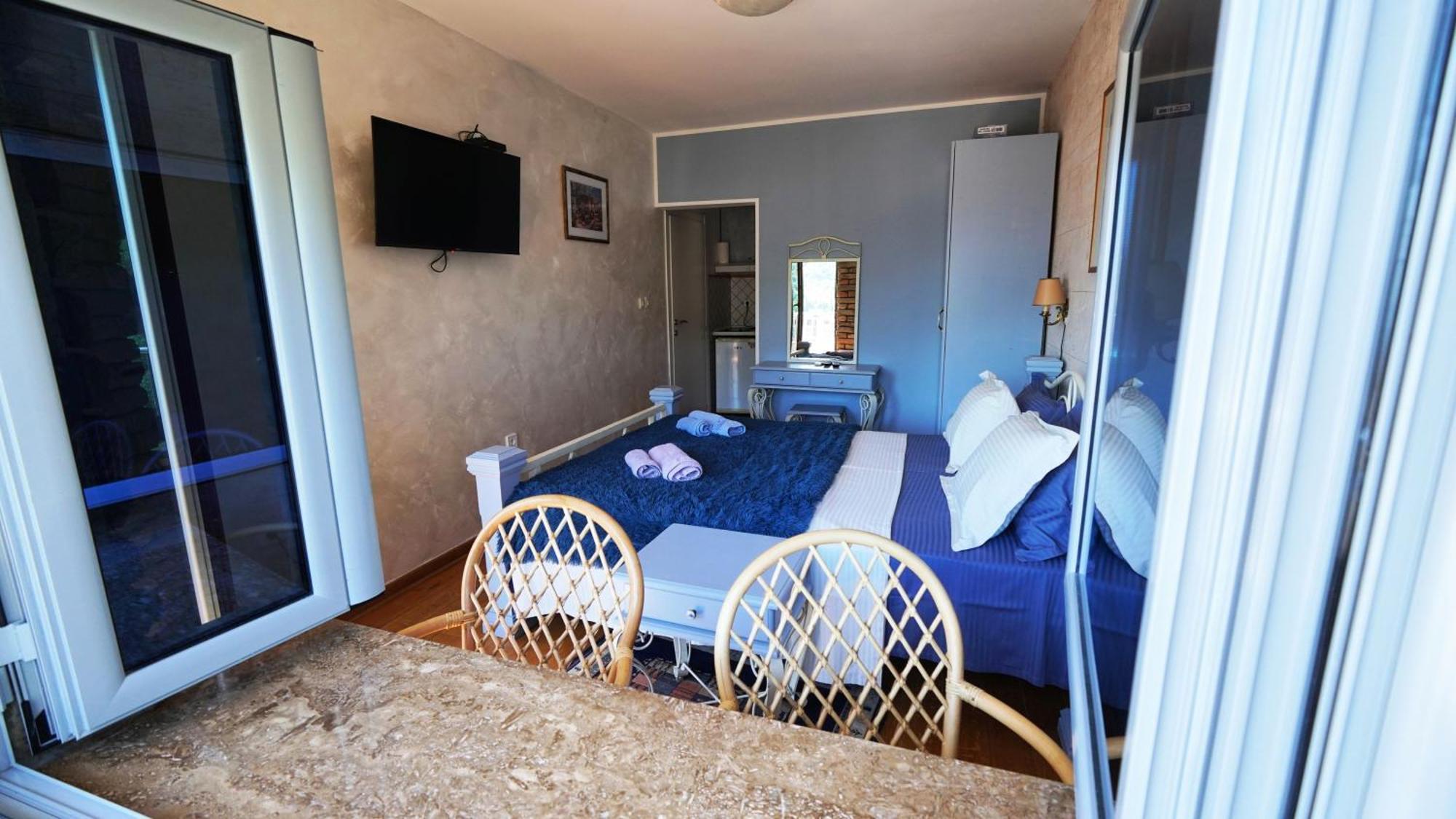 Medin Apartments Bluvista Petrovac Ngoại thất bức ảnh