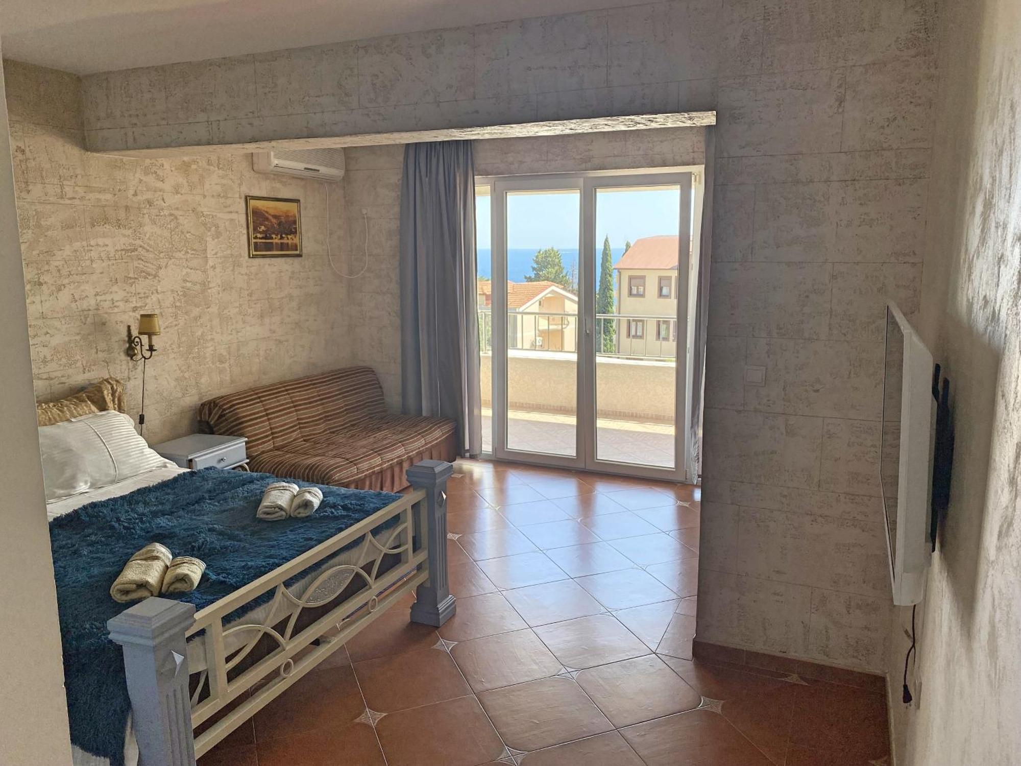 Medin Apartments Bluvista Petrovac Phòng bức ảnh
