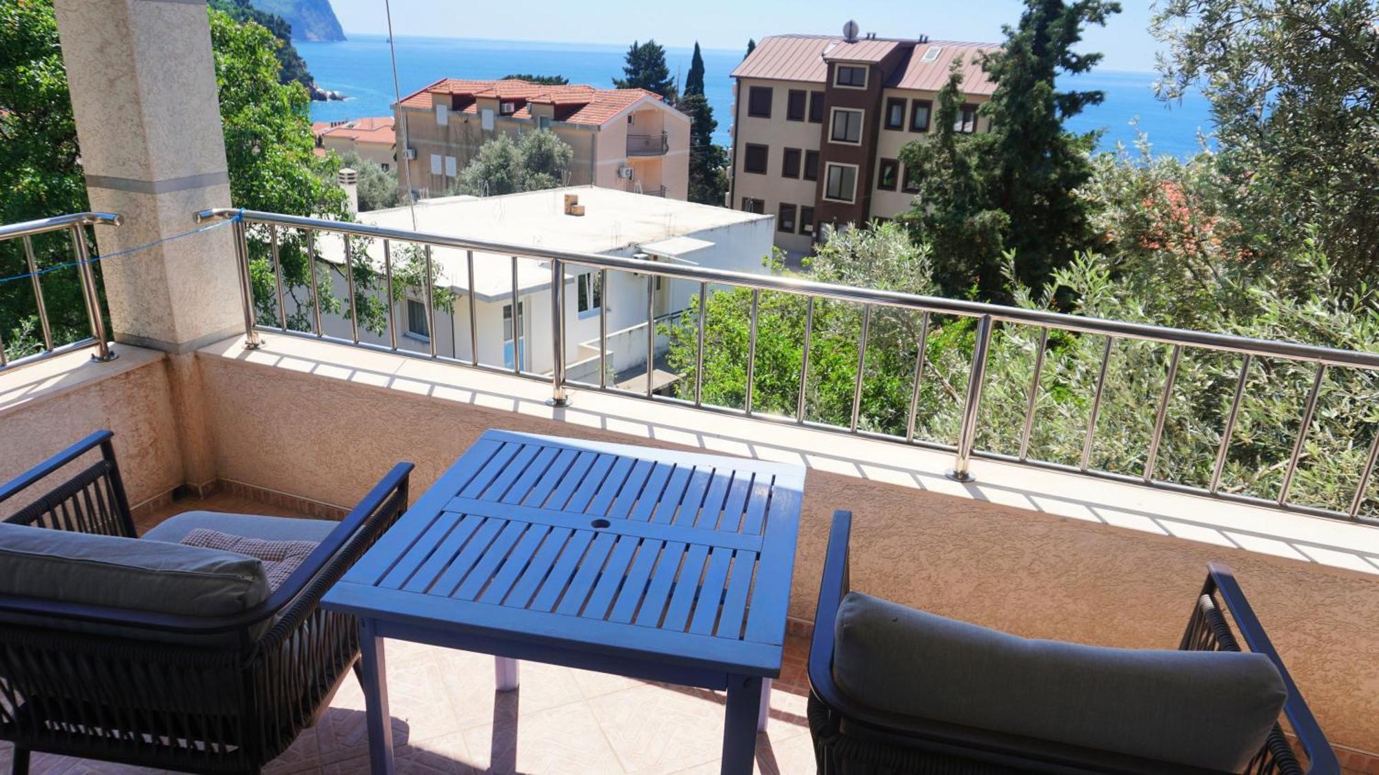 Medin Apartments Bluvista Petrovac Ngoại thất bức ảnh